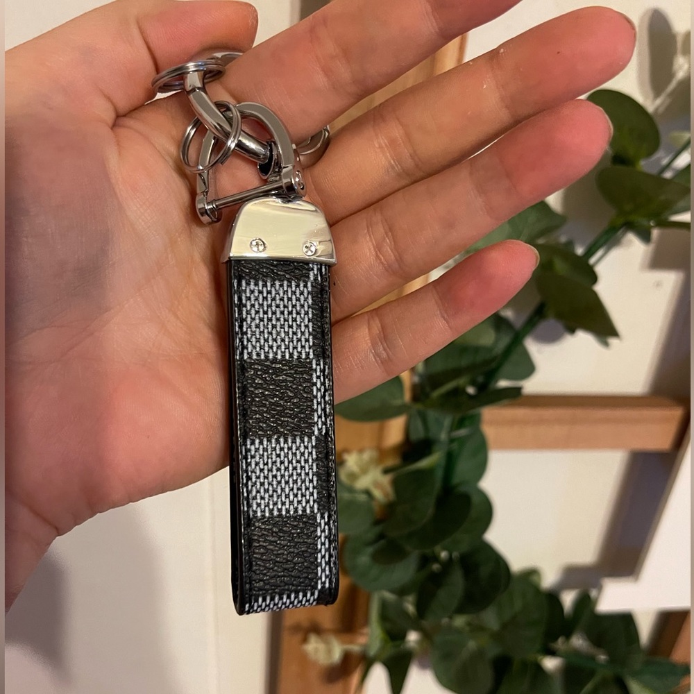 NIP High Quality Fashion Keyring Lanyard